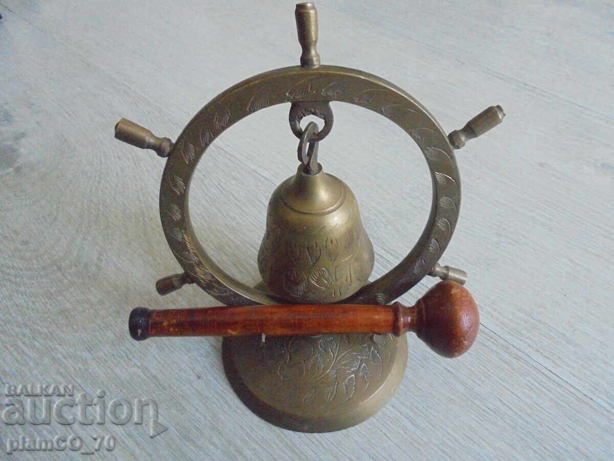 Παράδοση №*8393 Παλιό επιτραπέζιο κουδούνι με ξύλινο σφυράκι