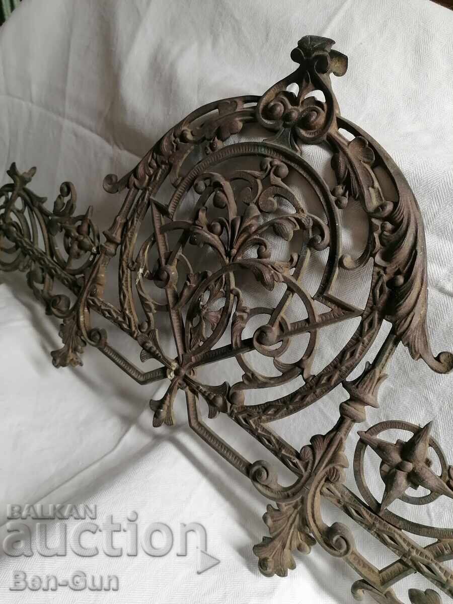 Antique bronze bed ornament with price 200.00 BGN | € 102.26