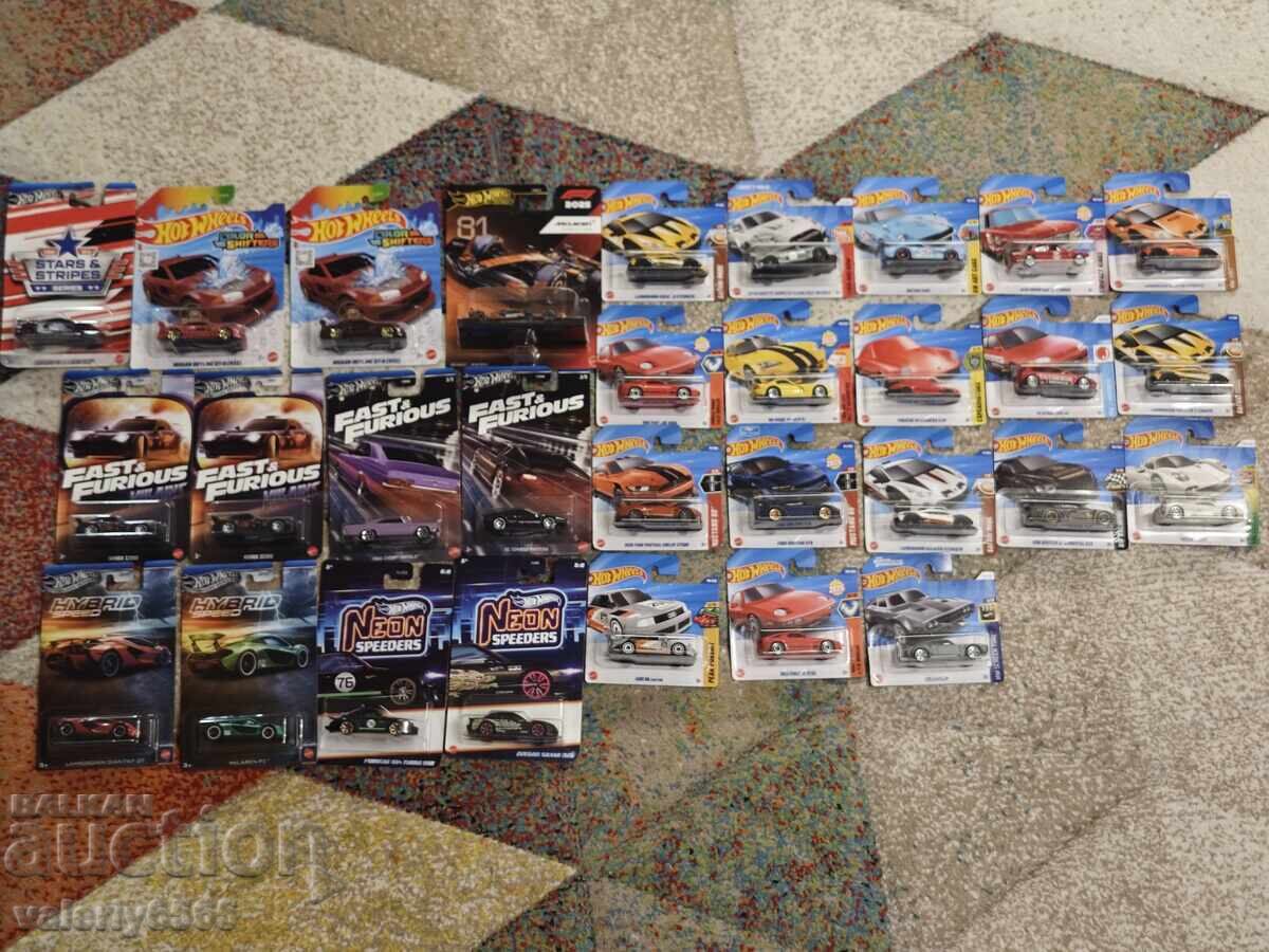 30 бр Hot Wheels Premium Silver Mainline БЗЦ