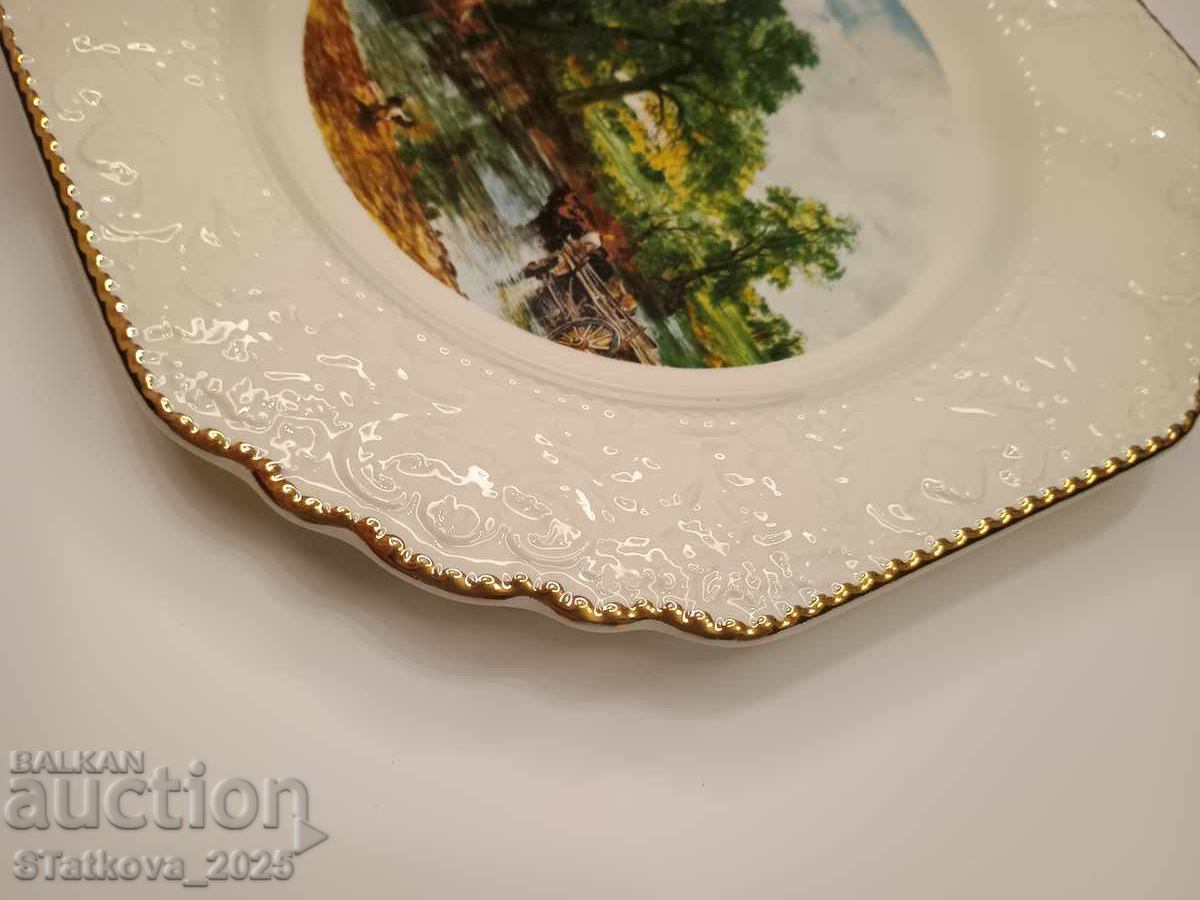 Аукцион Стара порцеланова декоративна чиния