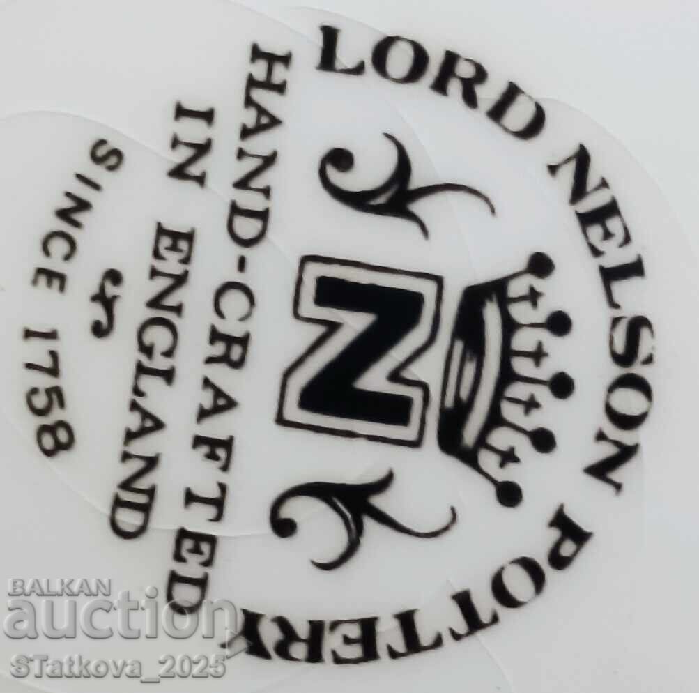 Стара порцеланова декоративна чиния - 5