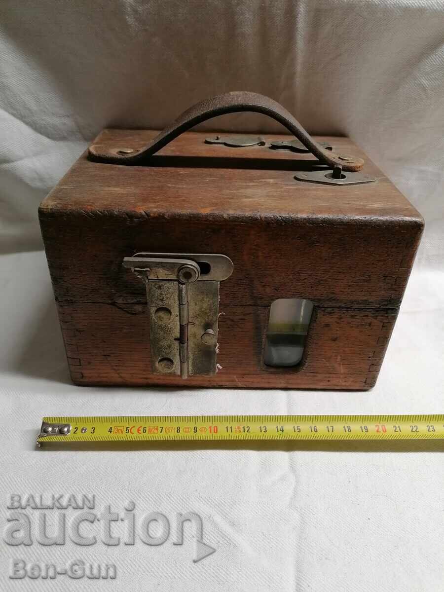 Аукцион Часовник за отчитане времето на полета Аукцион Часовник за отчитане времето на полета