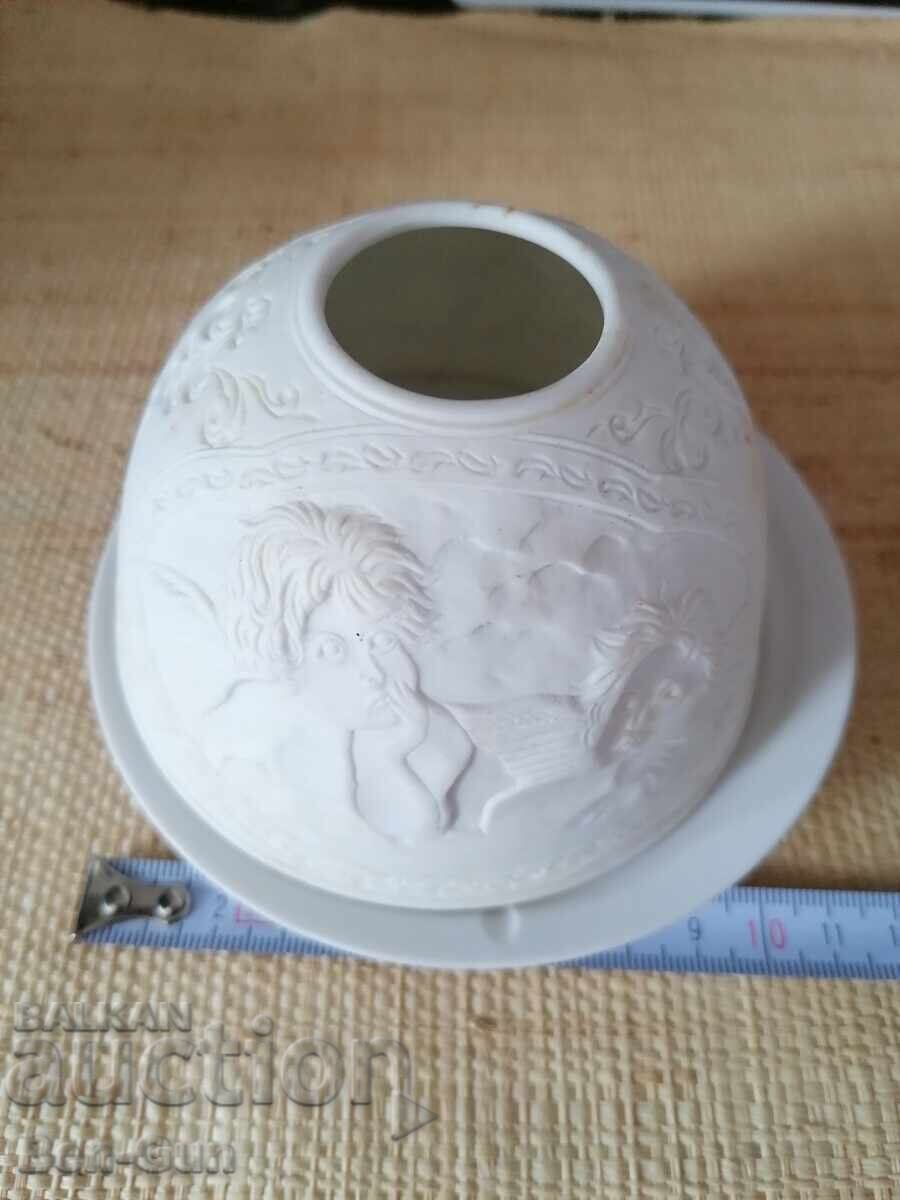 Preot pentru sărbători - porțelan Preot pentru sărbători - porțelan