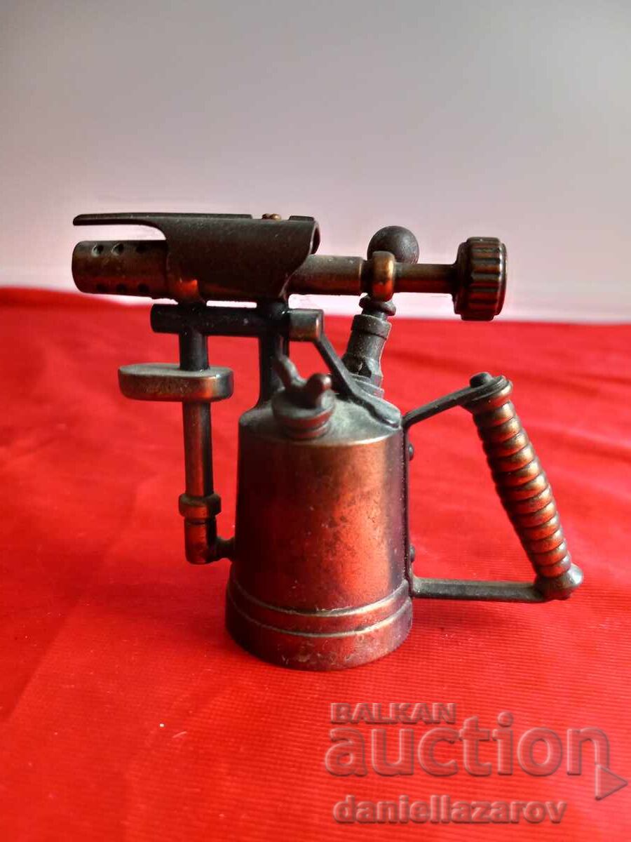 Συλλεκτική Μεταλλική Ξύστρα, Μινιατούρα "Λυχνία Φλόγας" με τιμή 25.00 BGN | € 12.78