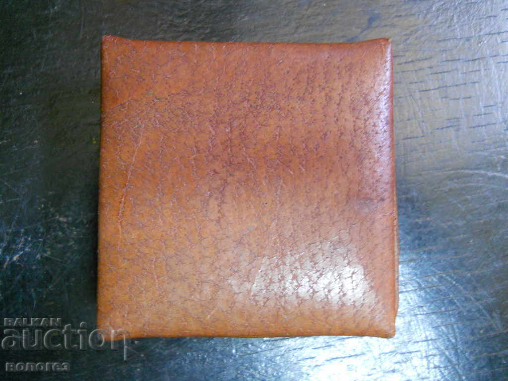 Delivery of Plaque "15 years Lead Zinc Plant" in a box