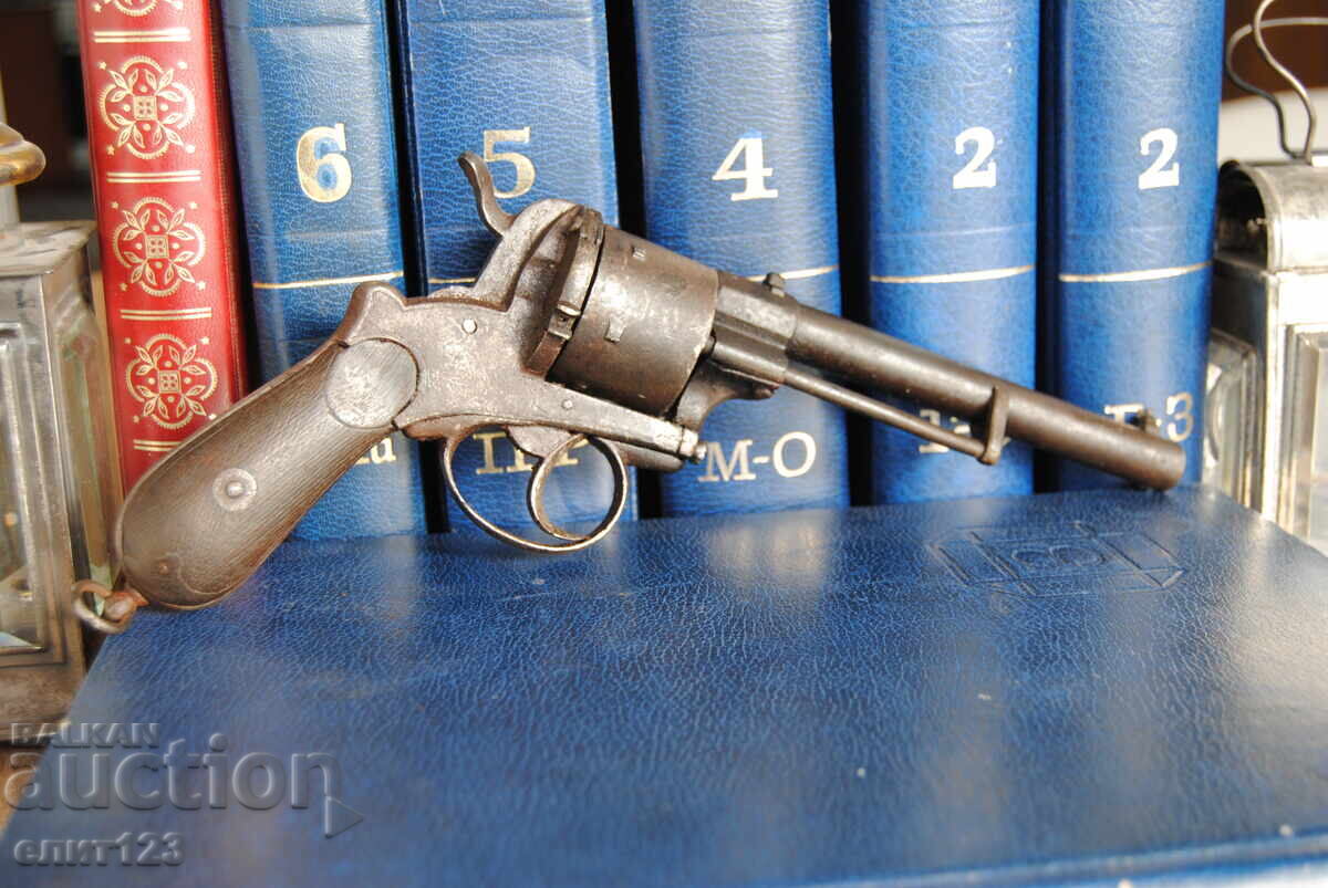 Ένα παλιό περίστροφο