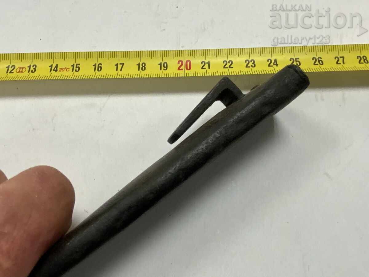 Κάνια για μαχαίρι με τιμή 12.00 BGN | € 6.14