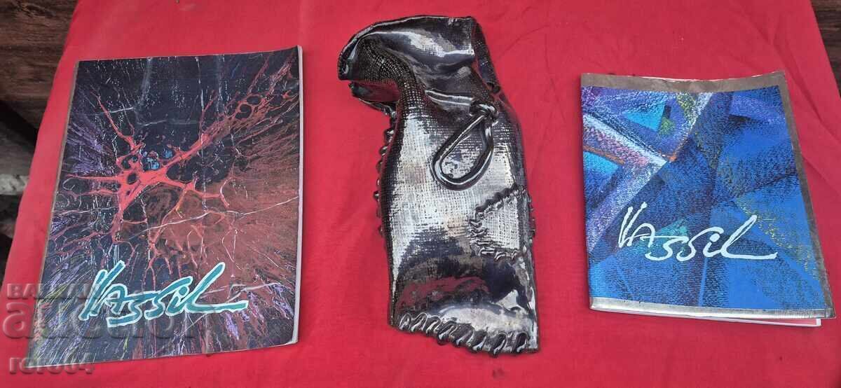 VASIL POPPOV (1932 - 1997) CAȘPOT CERAMIC cu preț € 1599.00 | 3127.38 BGN