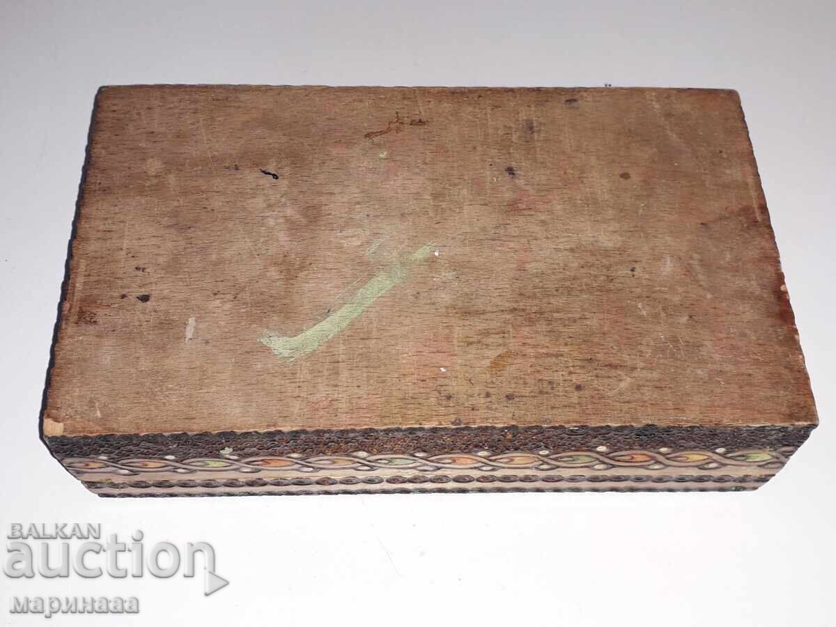 OLD BOX. PYROGRAPHY - 6