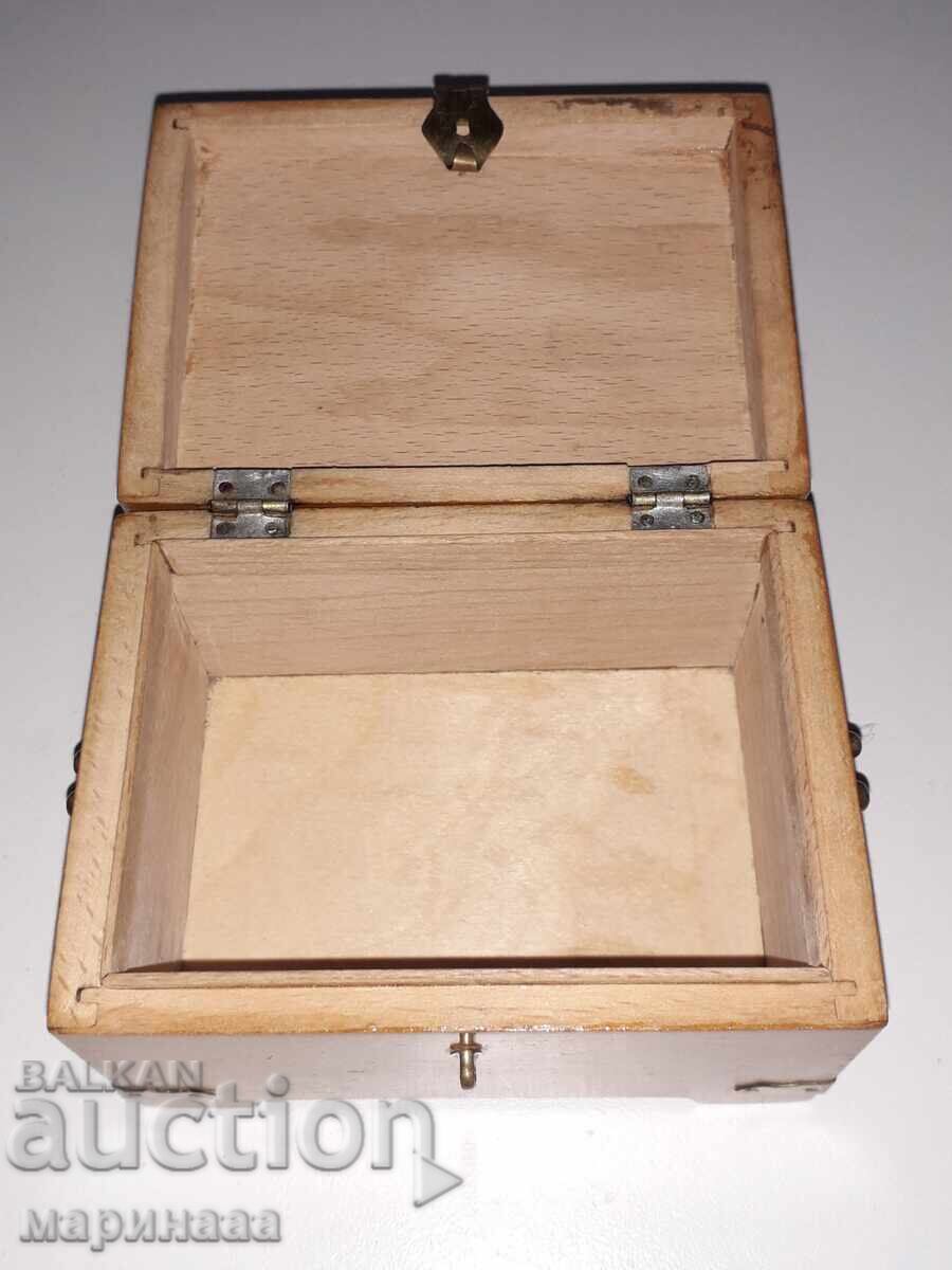 СТАРА КУТИЯ. САНДЪЧЕ. ДЪРВО, БРОНЗ - 5 СТАРА КУТИЯ. САНДЪЧЕ. ДЪРВО, БРОНЗ - 5