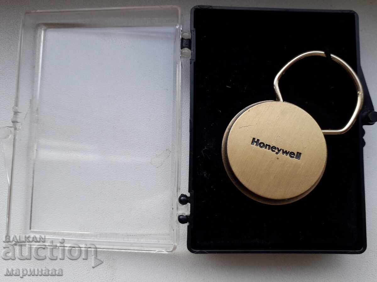 ΔΙΑΦΗΜΙΣΤΙΚΟ ΜΠΡΕΛΟΚ. ΜΑΣΙΦ. ΟΡΕΙΧΑΛΚΙΝΟ με τιμή 5.00 BGN | € 2.56