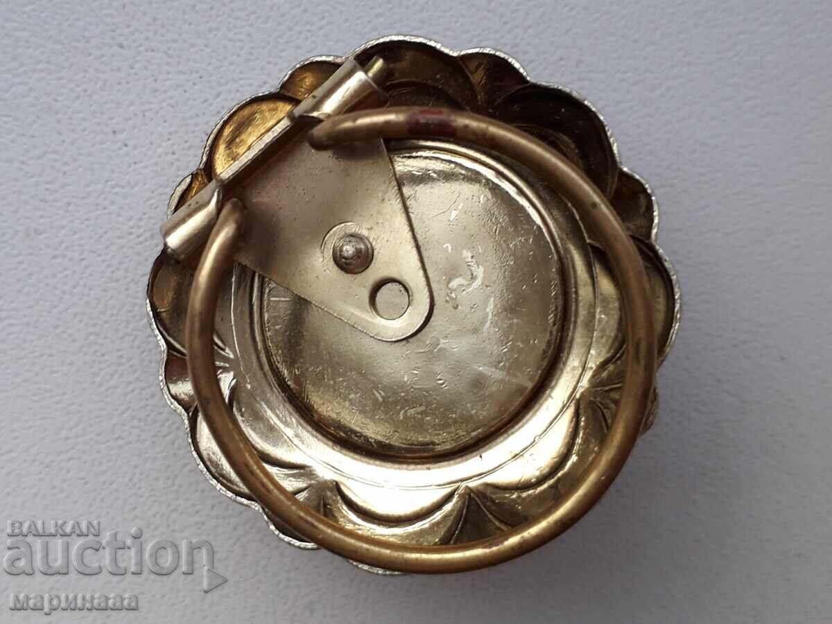 ВИНТИДЖ БРОШКА-ЩИПКА. З. ГЕРМАНИЯ с цена 3.00 лв. | € 1.53 ВИНТИДЖ БРОШКА-ЩИПКА. З. ГЕРМАНИЯ с цена 3.00 лв. | € 1.53