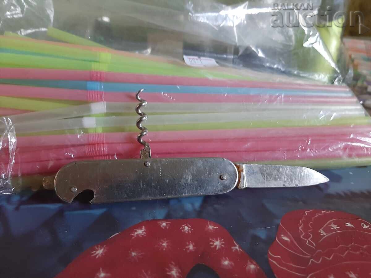 Delivery of Old knife, leg