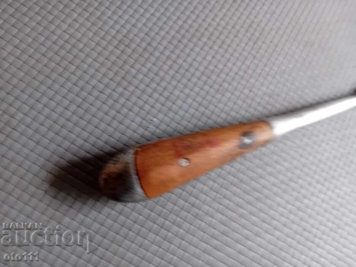 Delivery of LARGE SWEDISH SCREWDRIVER