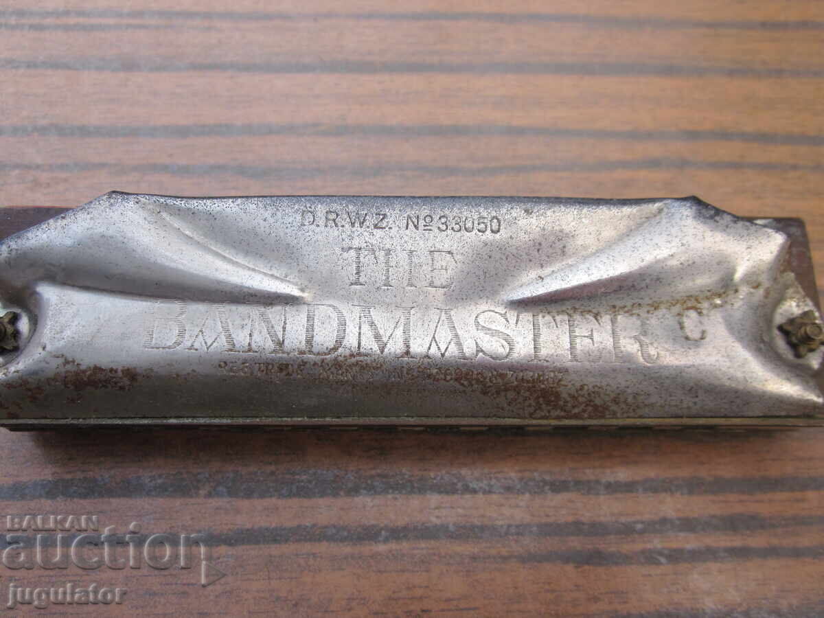 Παλιά Γερμανική ακορντεόν BANDMASTER C με τιμή 15.00 BGN | € 7.67 Παλιά Γερμανική ακορντεόν BANDMASTER C με τιμή 15.00 BGN | € 7.67