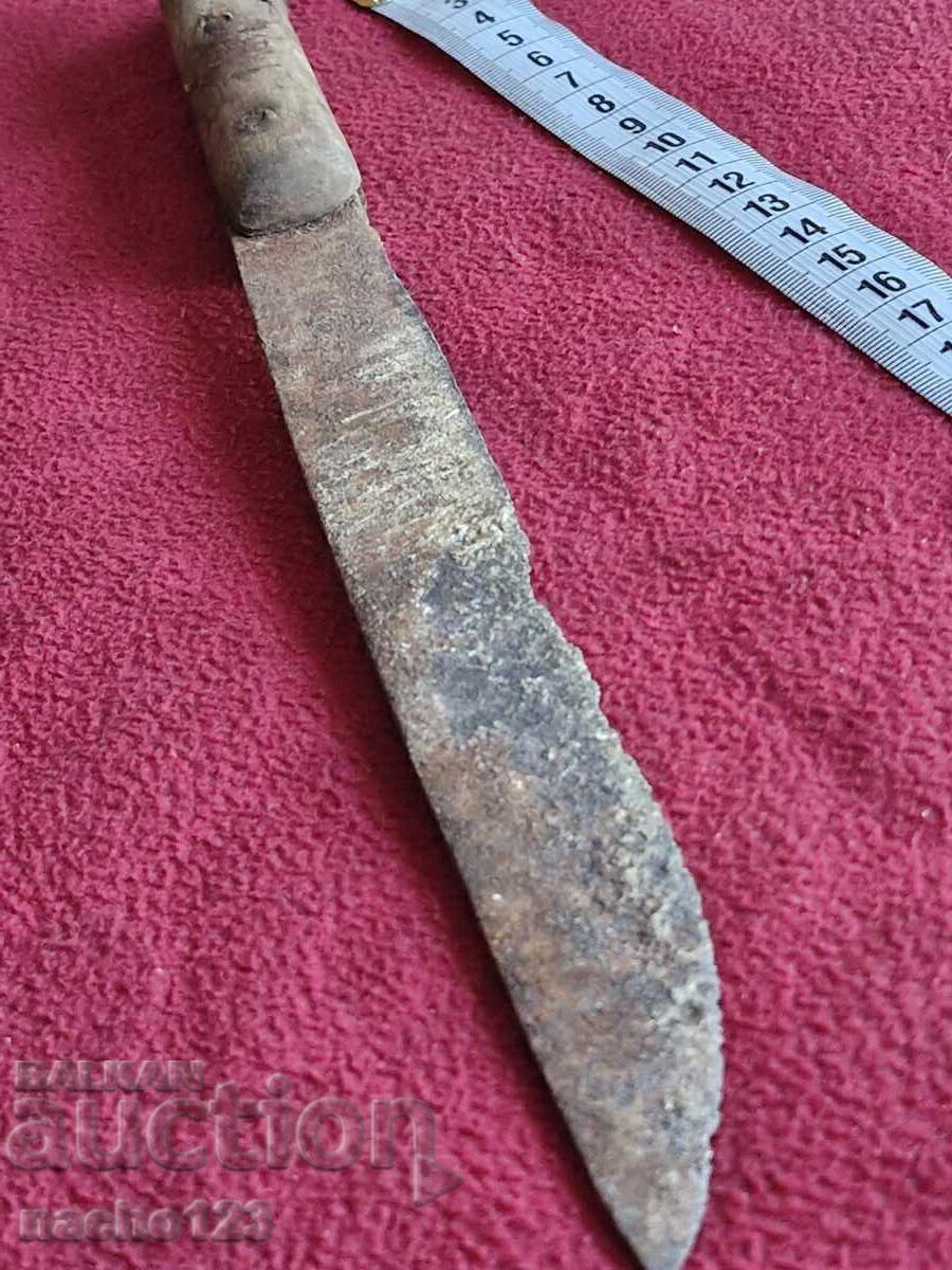 Auction  Authentic old knife with buffalo horn scales 2