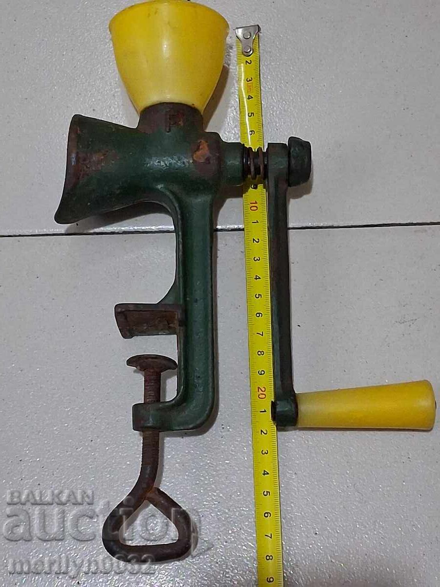 Румънска мелачка за орехи и ядки машинка  60-те години - 7