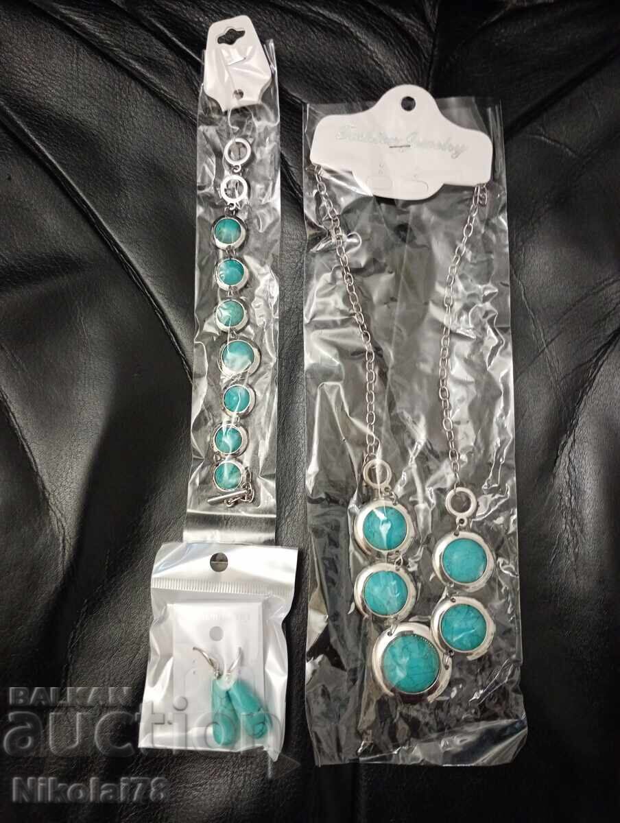Turquoise Jewelry Set - Necklace, Bracelet and Earrings