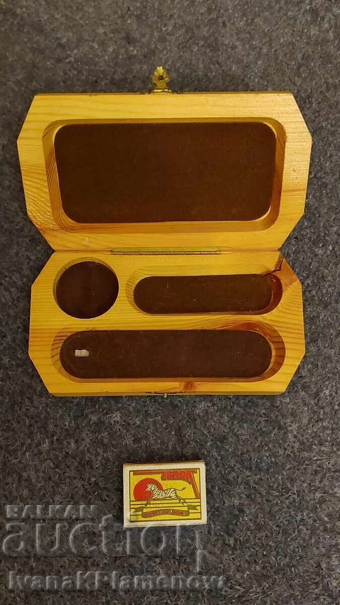 Excellent wooden box for connoisseurs - 7 Excellent wooden box for connoisseurs - 7