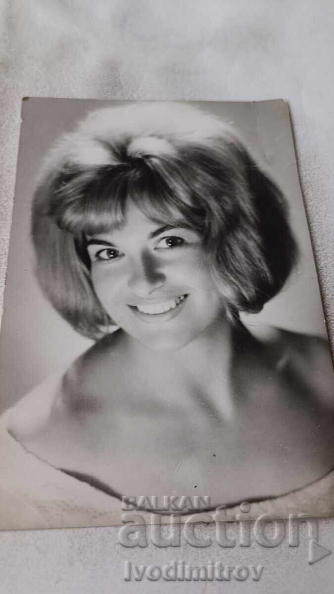 Ταχυδρομική κάρτα Λίλι Ένεβα 1965 Ταχυδρομική κάρτα Λίλι Ένεβα 1965