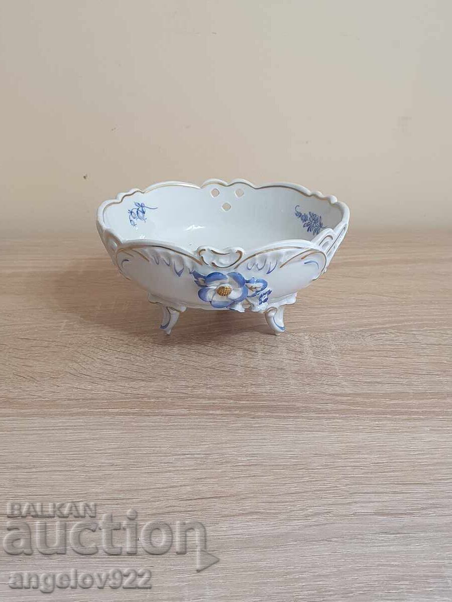 German porcelain bonbonniere by Von Schierholz German porcelain bonbonniere by Von Schierholz