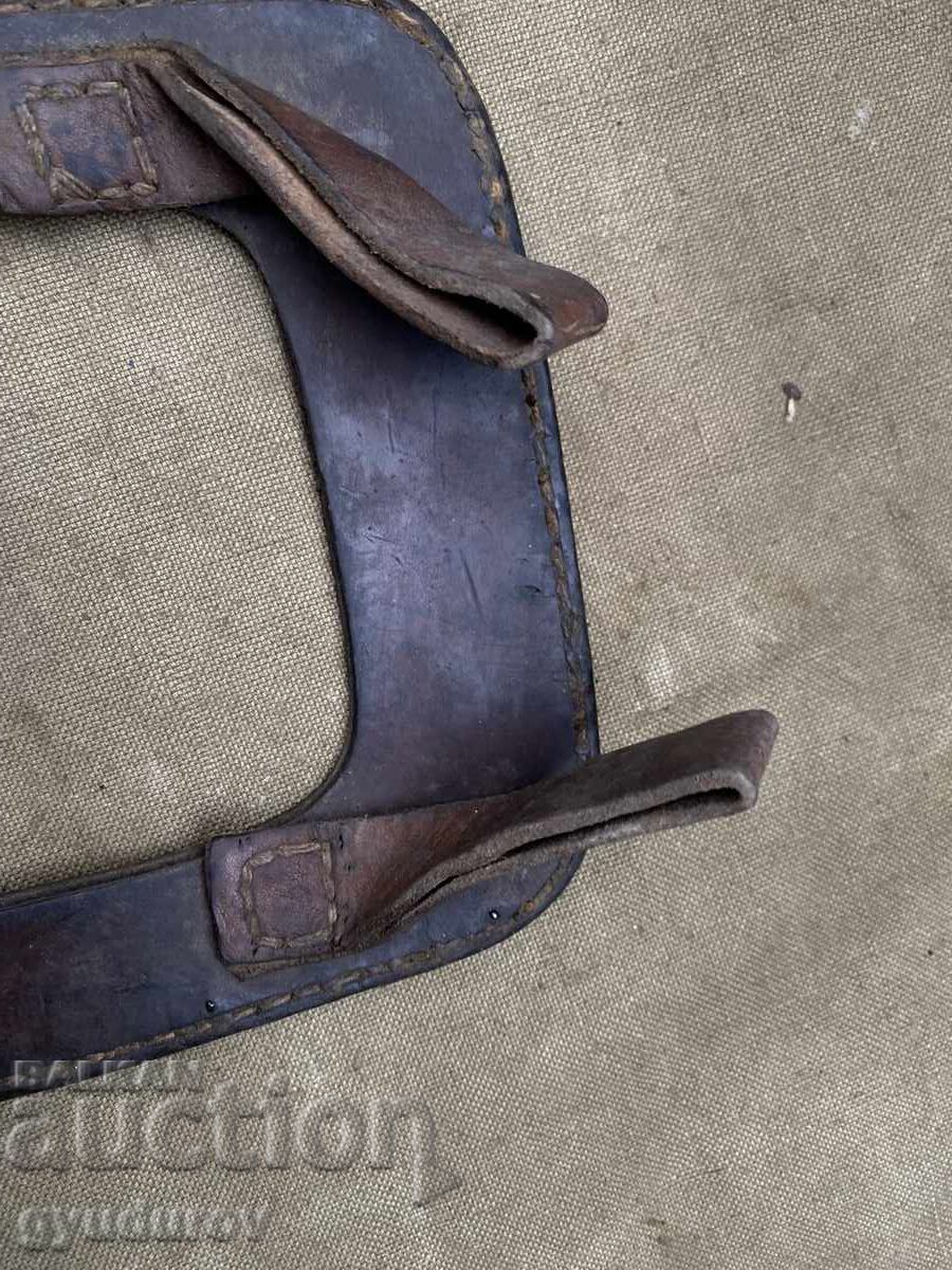 Delivery of Shoulder blade carrier