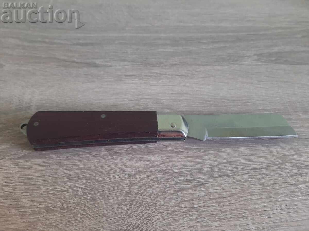 Folding knife with wooden handle - 5