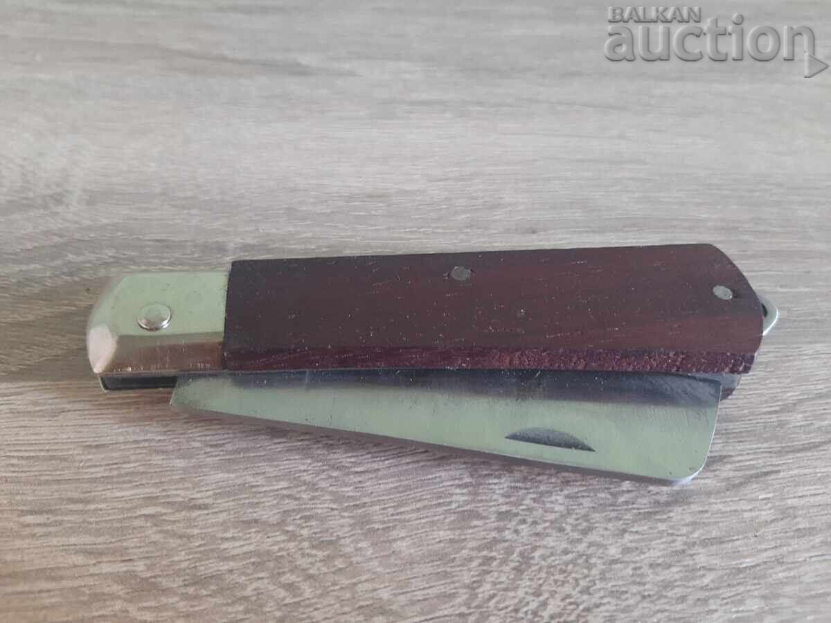 Folding knife with wooden handle - 6