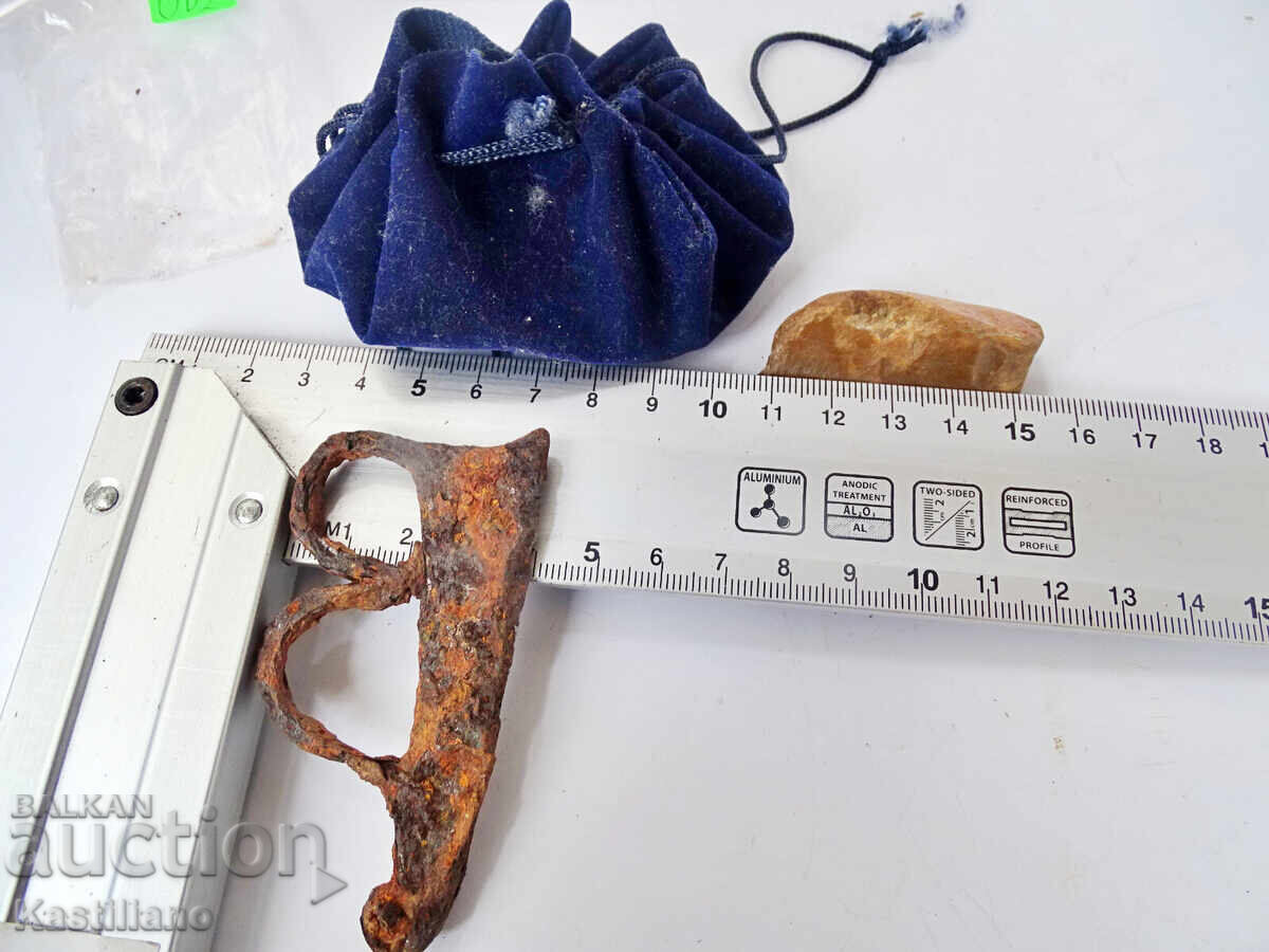 Delivery of Old flint and steel fire starter, flint in a suede pouch 3