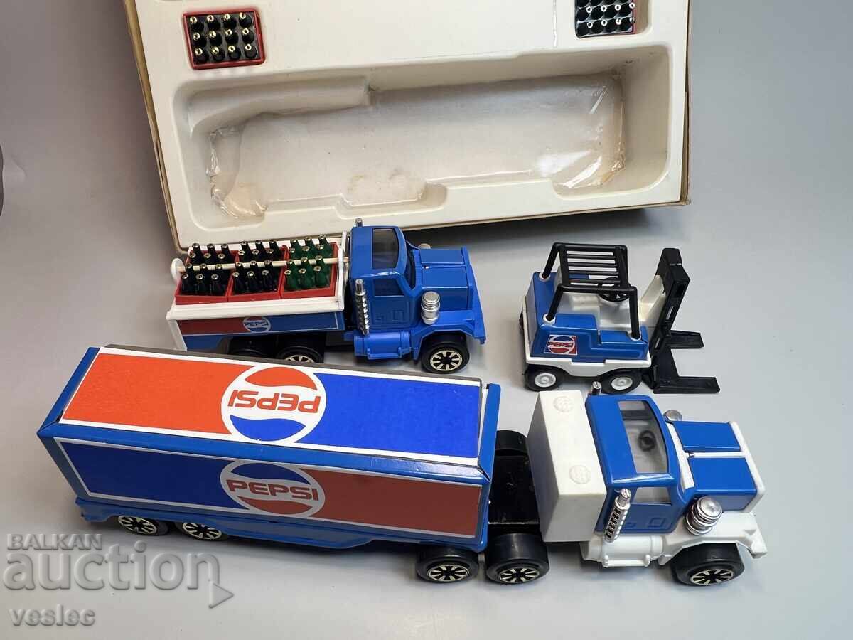 Доставка на Тонка БГ Микро Камиончета Пепси Мотокар Комплект с Кутия