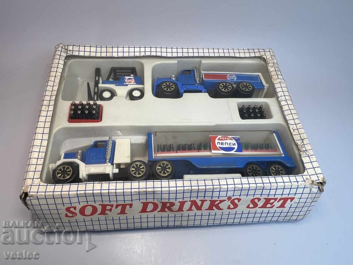 Тонка БГ Микро Камиончета Пепси Мотокар Комплект с Кутия