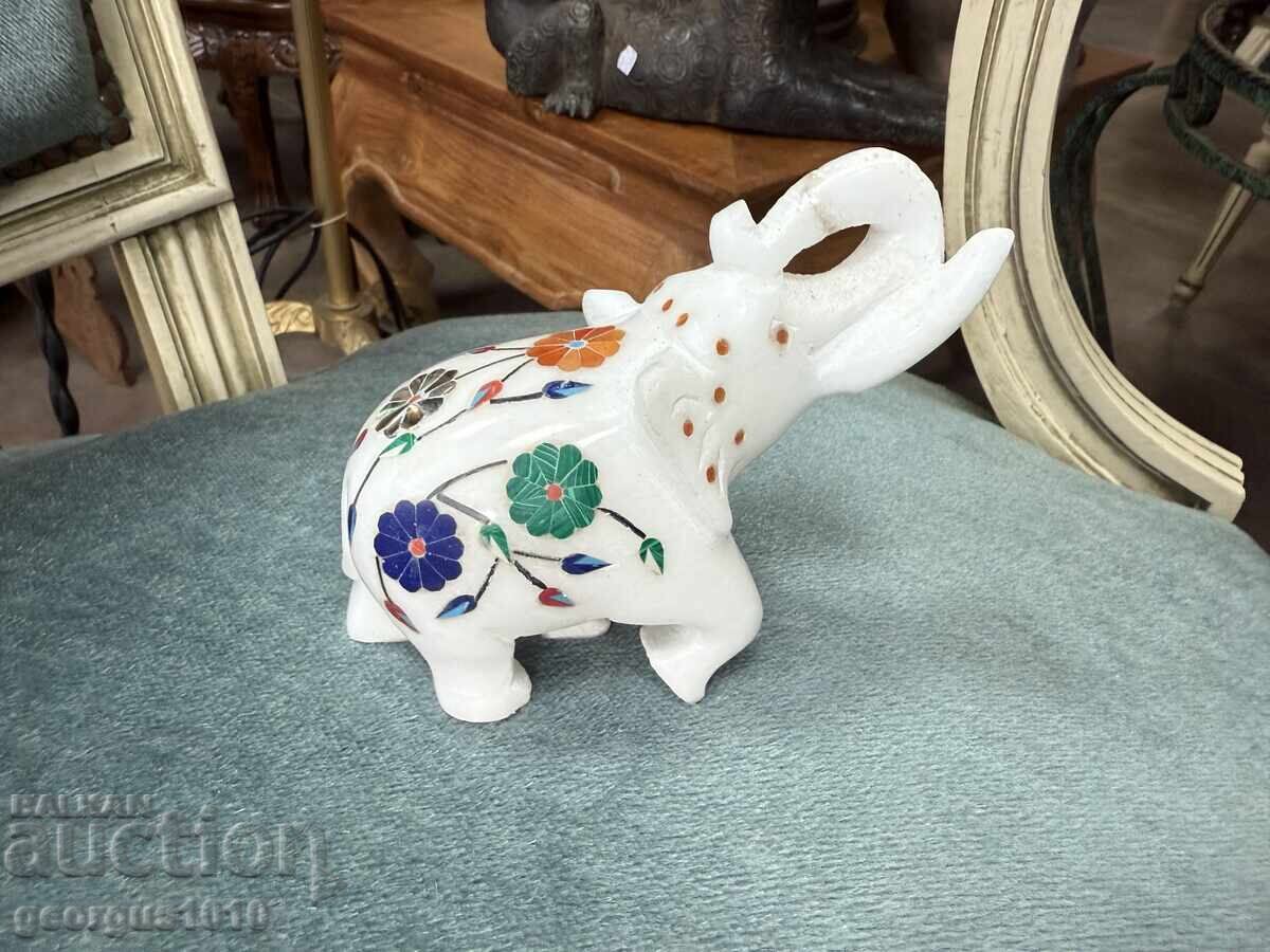 Μαρμάρινη φιγούρα ελέφαντα Νο. 7657