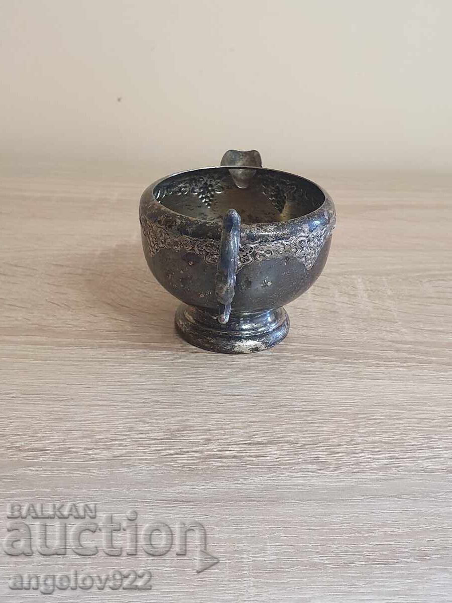 Vintage Canadian Engraved Metal Lattier!!! - 5