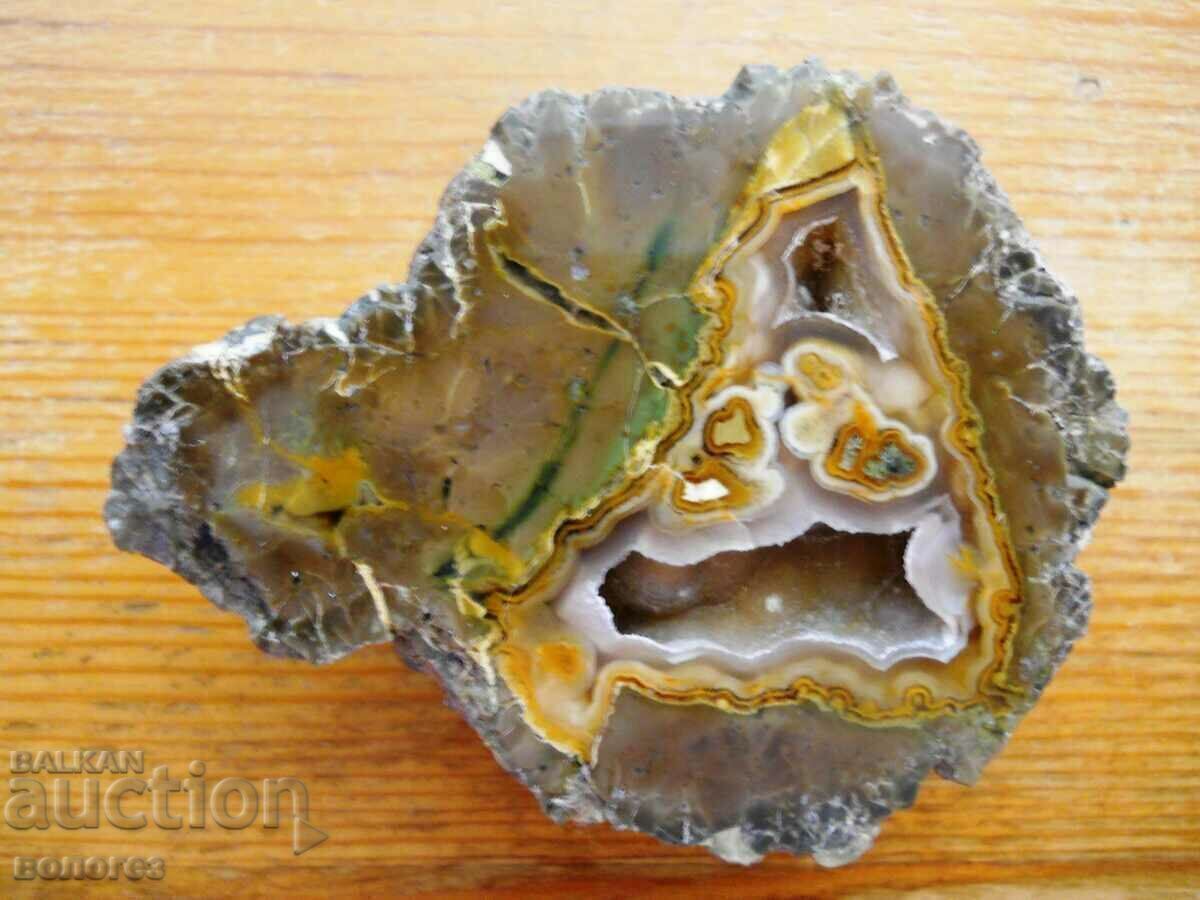 Agate lithophysis (τέλειο γυαλιστικό) με τιμή 45.00 BGN | € 23.01