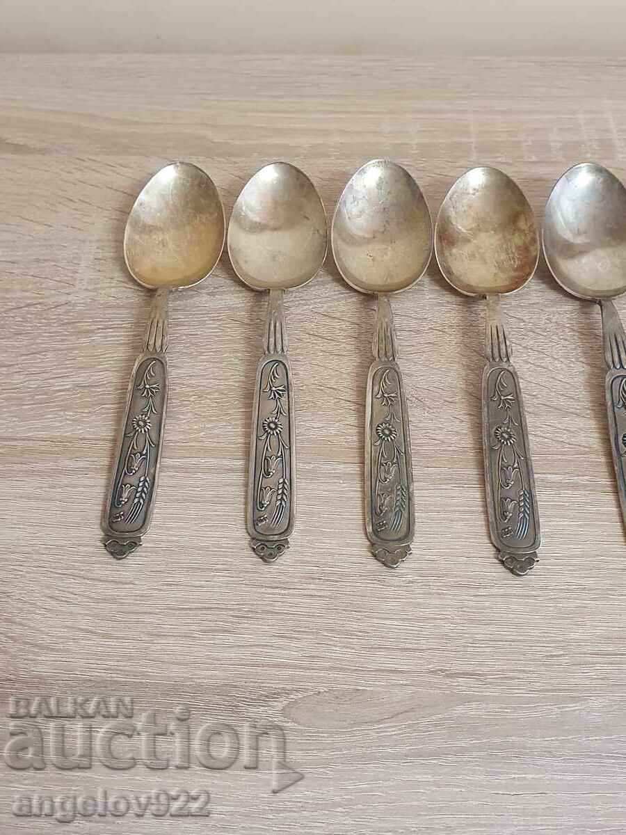 8 linguri EXTRA PRIMA cu preț 0.01 BGN | € 0.01 8 linguri EXTRA PRIMA cu preț 0.01 BGN | € 0.01