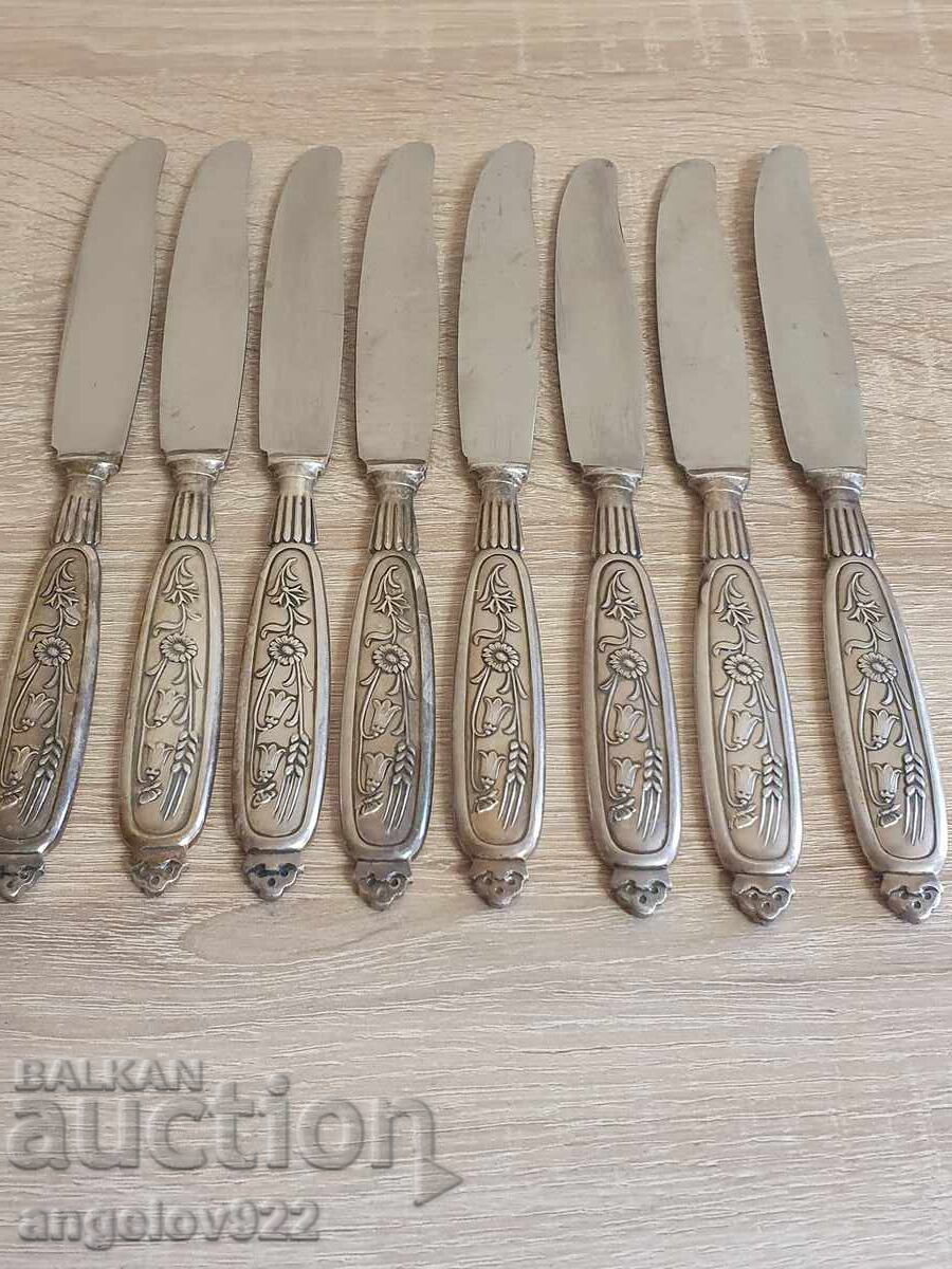 Δημοπρασία 8 μαχαίρια EXTRA PRIMA Δημοπρασία 8 μαχαίρια EXTRA PRIMA