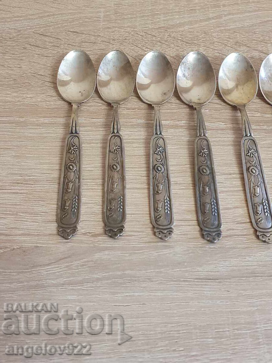 7 τεμάχια κουταλάκια γλυκού EXTRA PRIMA με τιμή 0.01 BGN | € 0.01