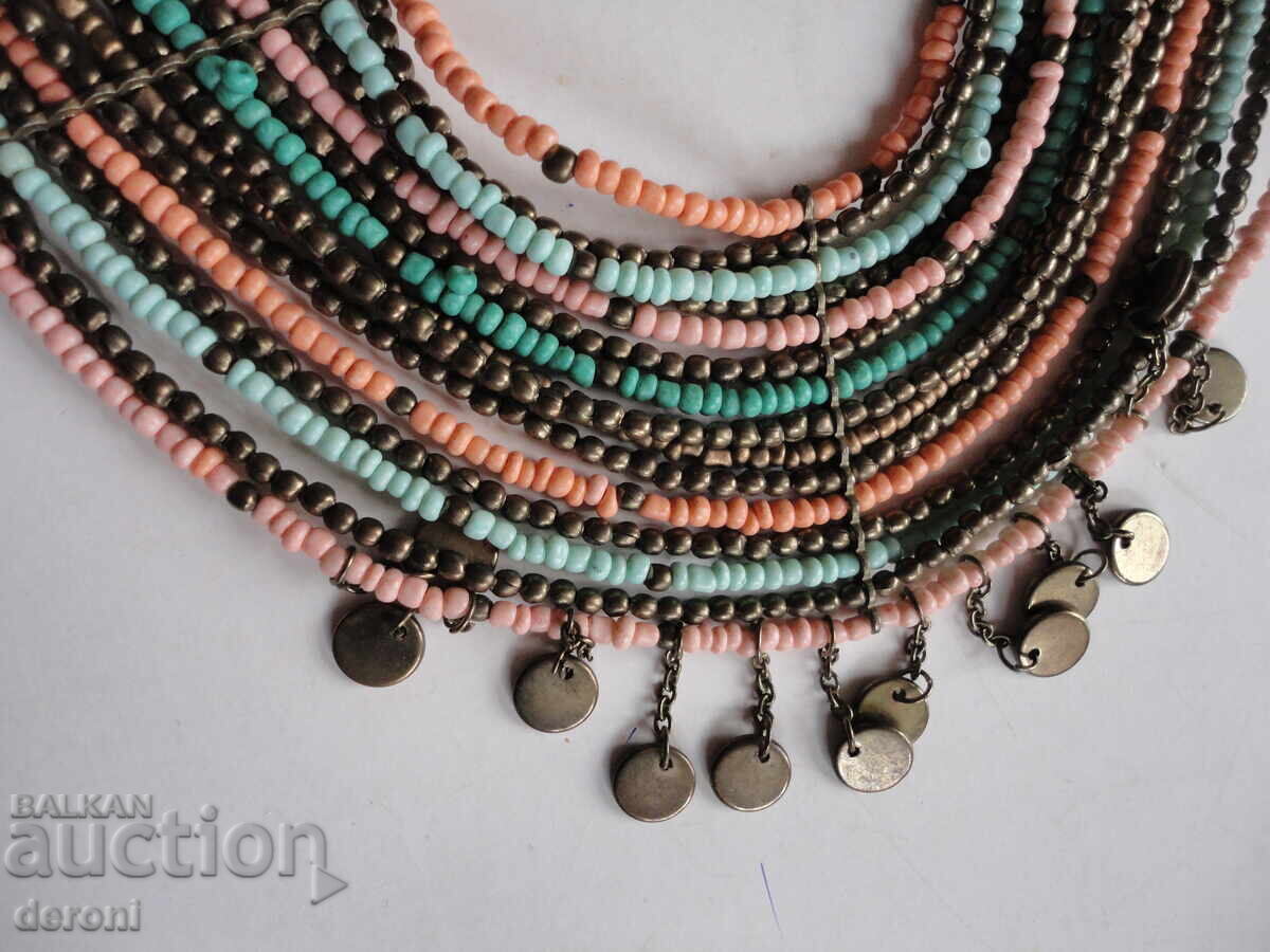 Απίθανο κολιέ με χάντρες 1 με τιμή 20.00 BGN | € 10.23 Απίθανο κολιέ με χάντρες 1 με τιμή 20.00 BGN | € 10.23