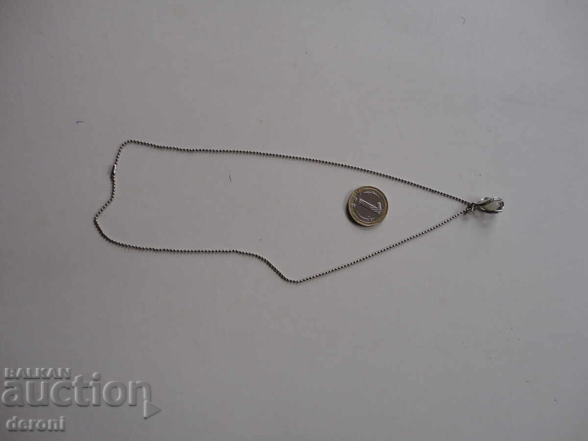 Υπέροχο κολιέ με πέτρα Υπέροχο κολιέ με πέτρα