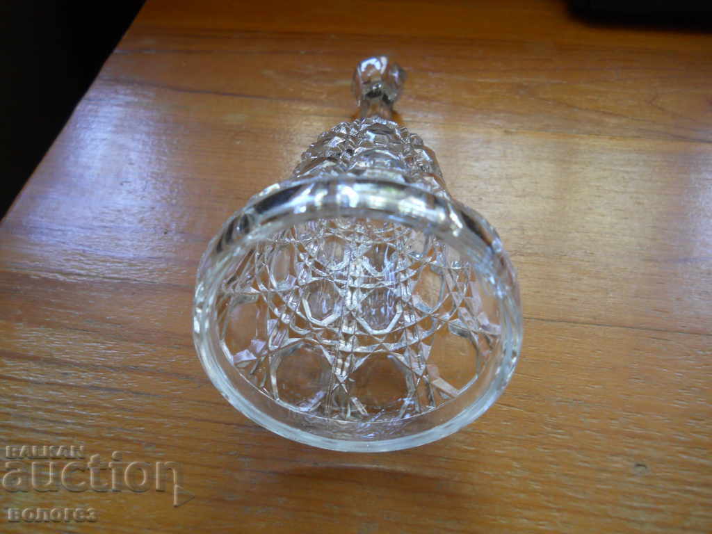 Clopoțel de cristal gravat manual pentru cină cu preț € 10.30 | 20.15 BGN