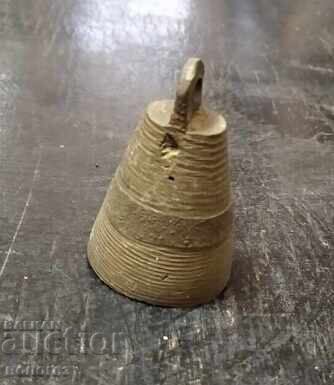 Малък бронзов чан с цена 15.00 лв. | € 7.67