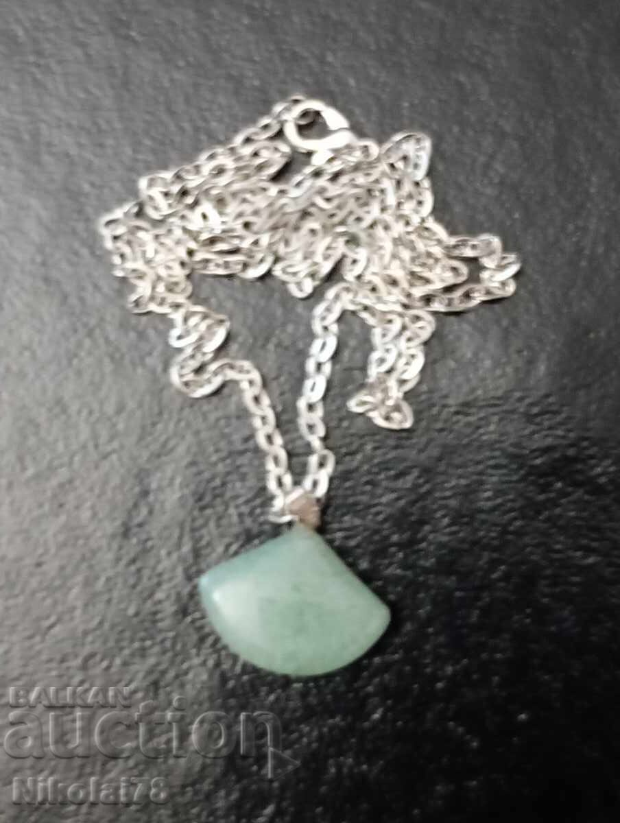 Auction  New Nephrite Leaf Pendant Necklace 23x15mm with 45cm Chain