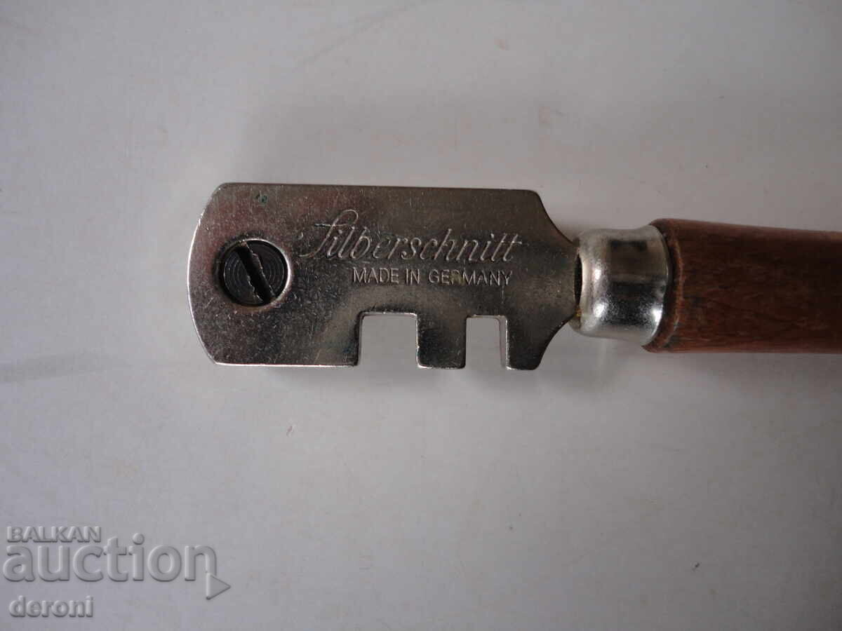 Instrument de diamant german cu preț 10.00 BGN | € 5.11