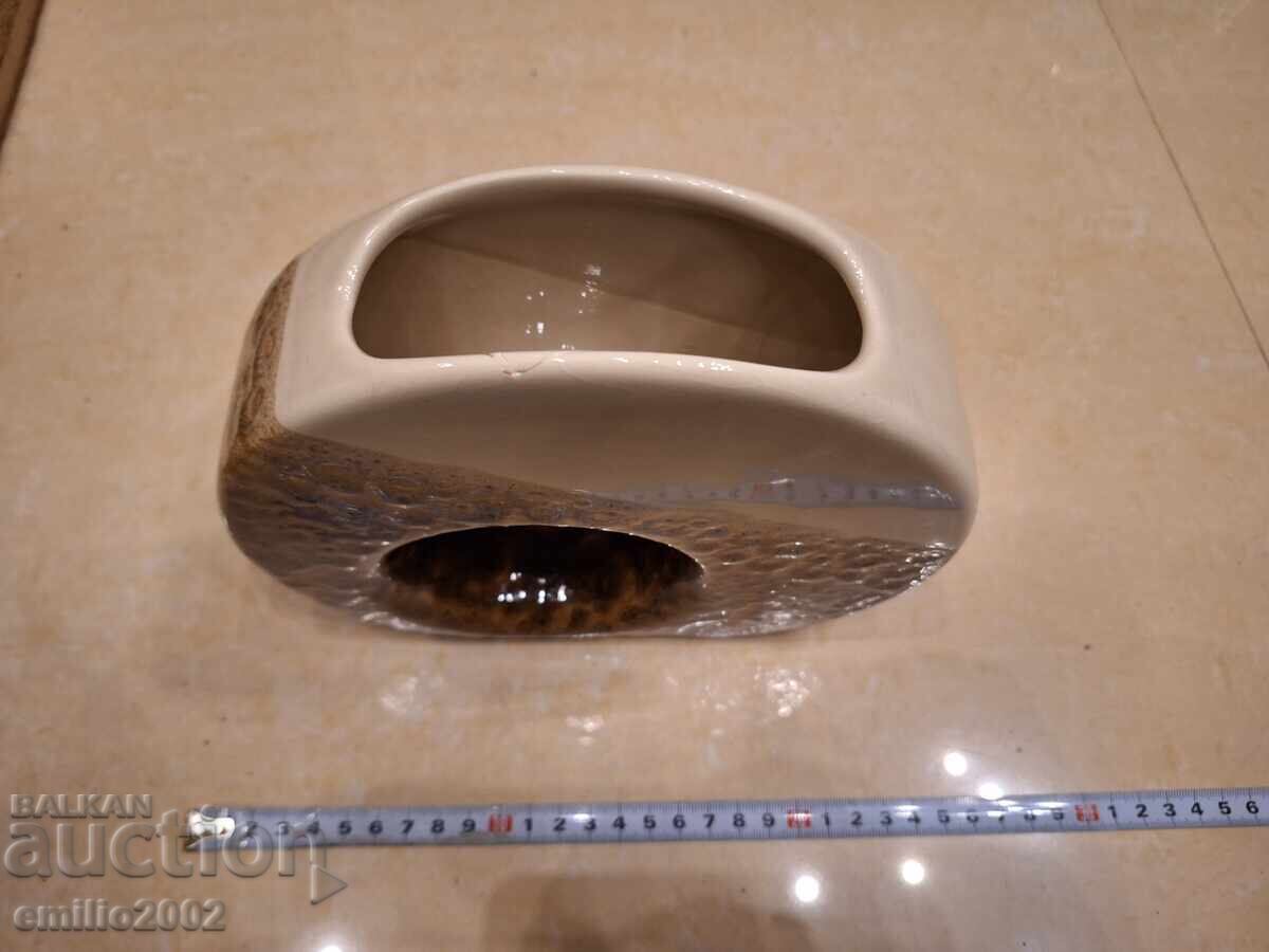 Porcelain vase retro social (Bulgarian Artists Union) with price 9.00 BGN | € 4.60