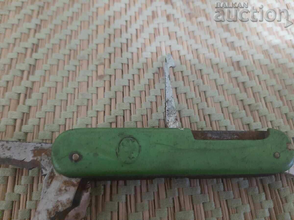 Auction  An old pocket knife