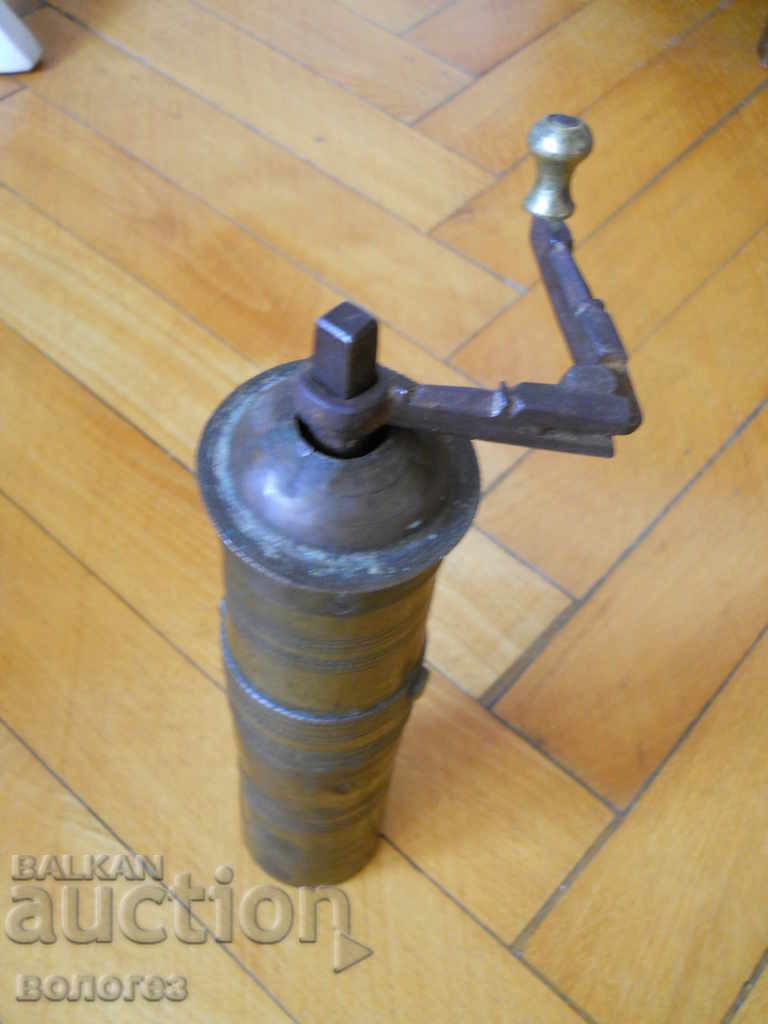 Old bronze coffee grinder with markings with price € 15.40 | 30.12 BGN