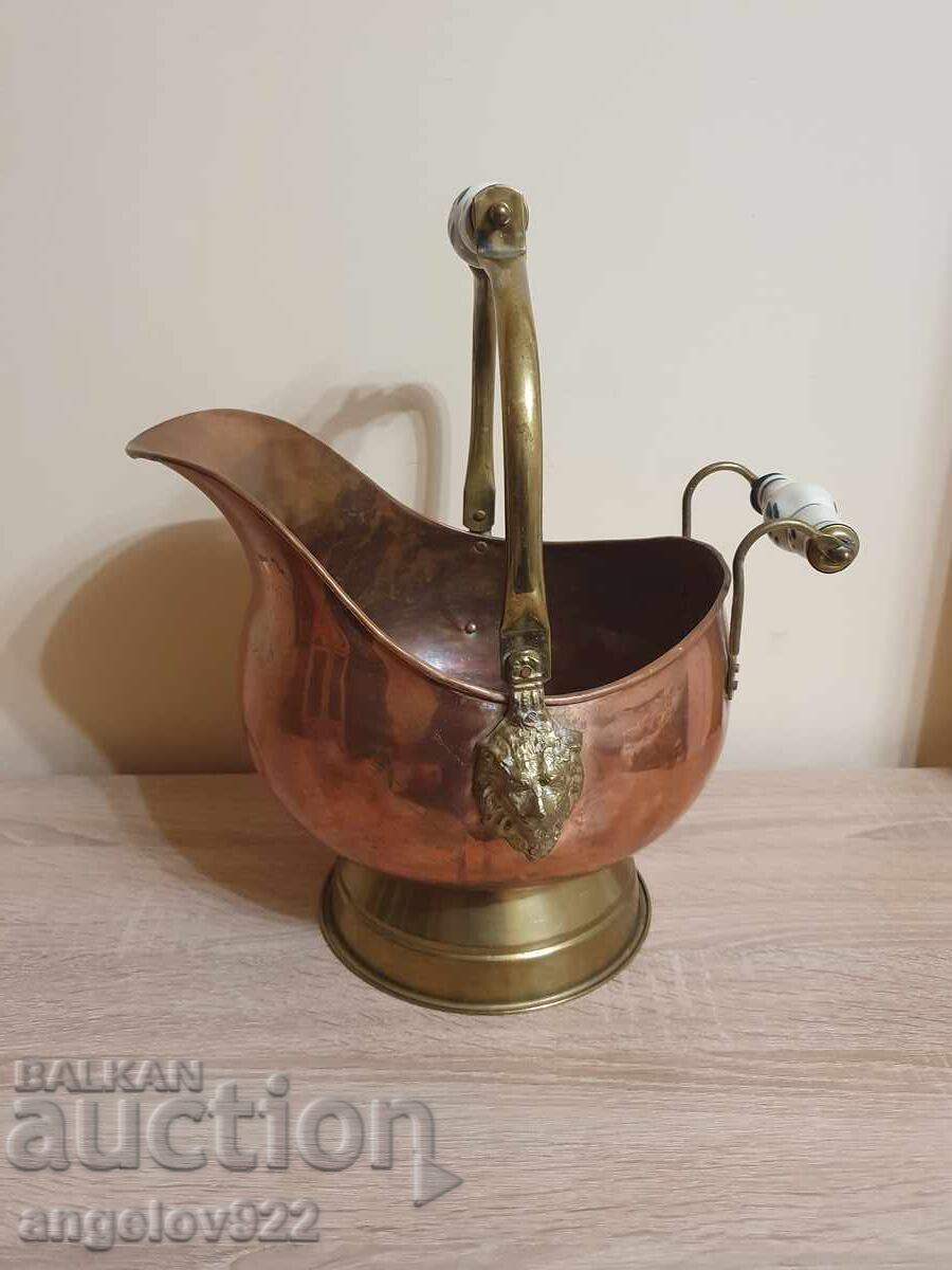 Large vintage copper vessel!!! Large vintage copper vessel!!!