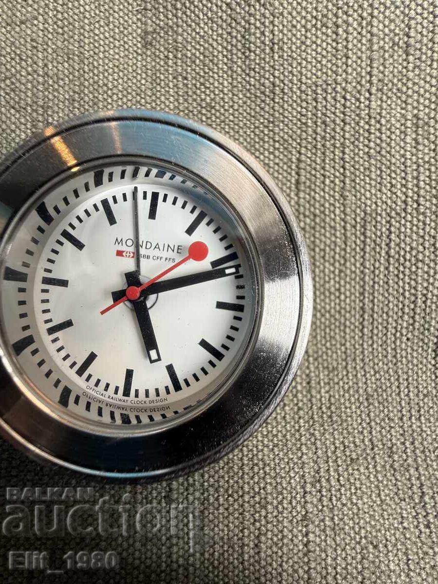 Swiss watch for travel with price 120.00 BGN | € 61.36