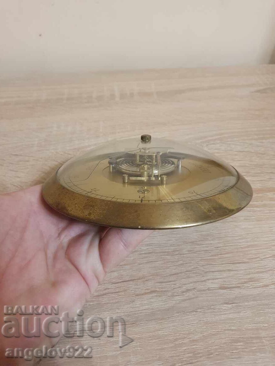 Доставка на Винтидж барометър IMPORT