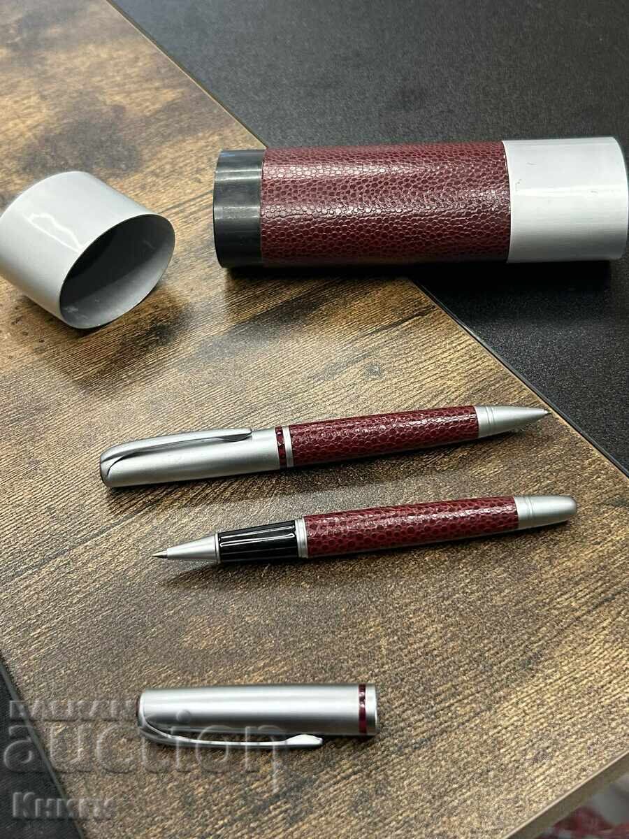 Pens - 2 pieces with price 20.00 BGN | € 10.23